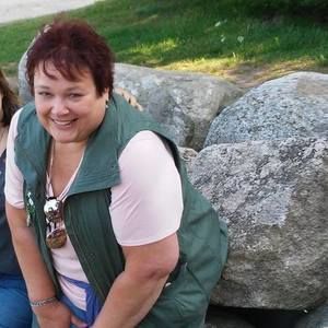 Meet your Posher, Claudia